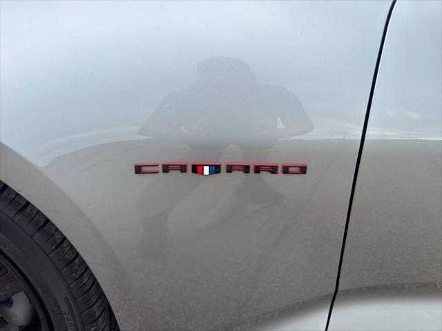 2023 Chevrolet Camaro RWD Coupe 2LT