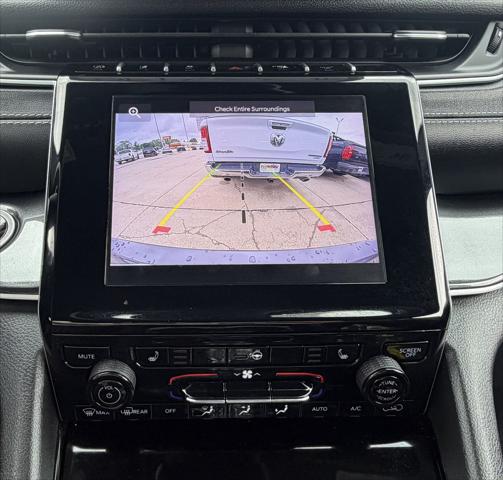2022 Jeep Grand Cherokee L Altitude