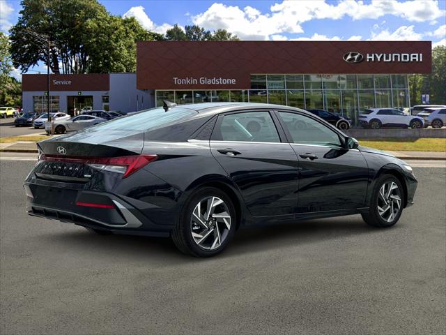 2025 Hyundai Elantra Hybrid Limited