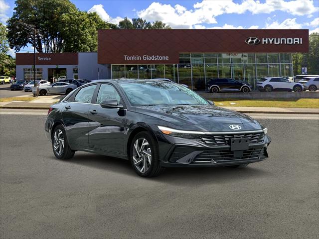 2025 Hyundai Elantra Hybrid Limited