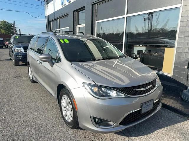 2018 Chrysler Pacifica Touring L Plus for sale in Milton, PA