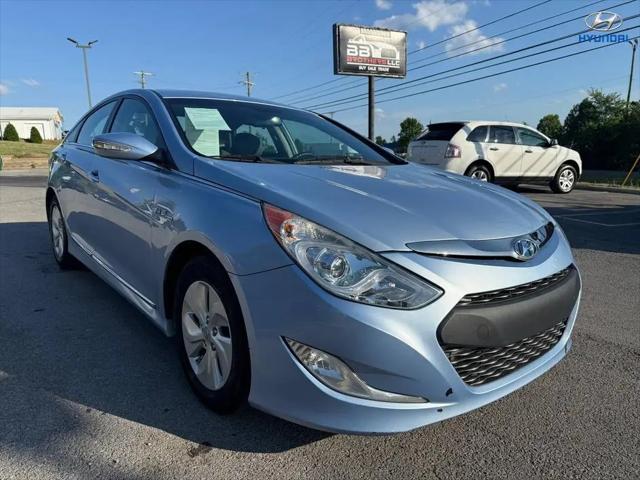 2015 Hyundai Sonata Hybrid Base for sale in La Vergne, TN