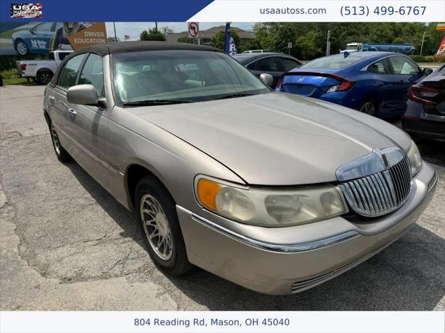 2000 Lincoln Town Car Executive for sale in Mason, OH