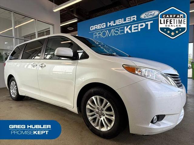 2017 Toyota Sienna XLE 8 Passenger for sale in Muncie, IN
