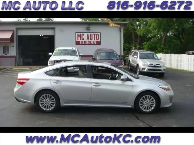 2013 Toyota Avalon Hybrid XLE Premium for sale in Kansas City, MO