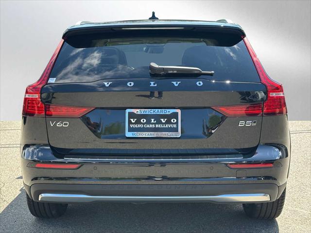 2026 Volvo V60 Cross Country Plus, B5 AWD Gas (mild hybrid)