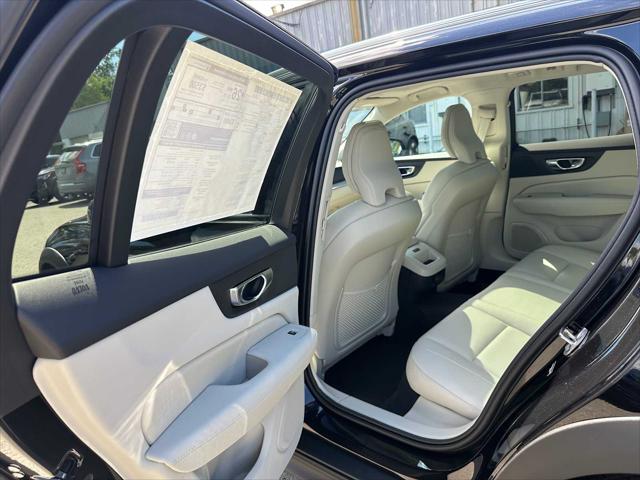 2026 Volvo V60 Cross Country Plus, B5 AWD Gas (mild hybrid)