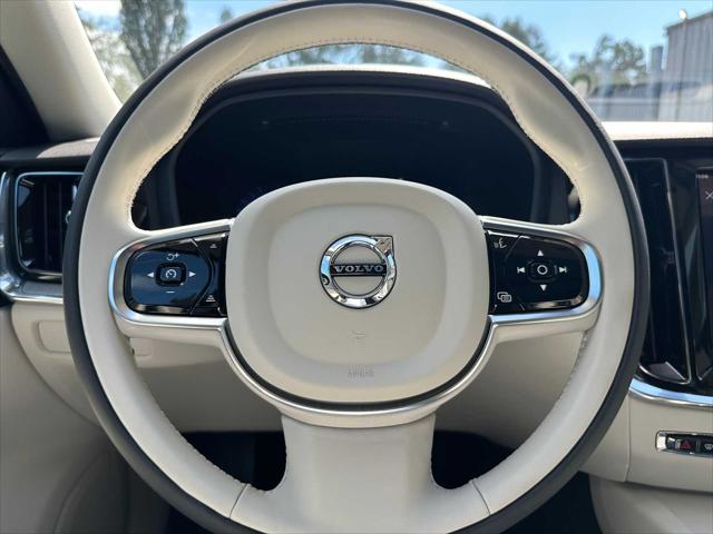 2026 Volvo V60 Cross Country Plus, B5 AWD Gas (mild hybrid)