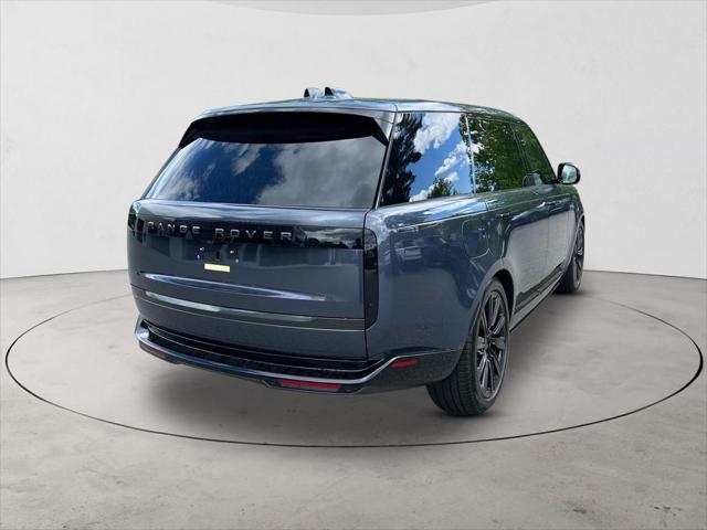 2026 Land Rover Range Rover P530 SE 7 Seat