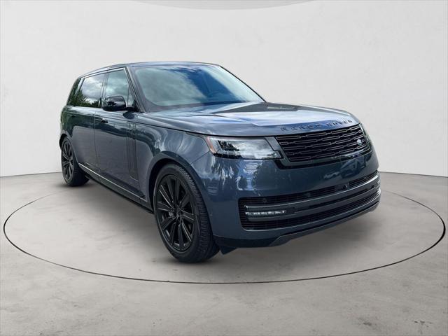 2026 Land Rover Range Rover P530 SE 7 Seat
