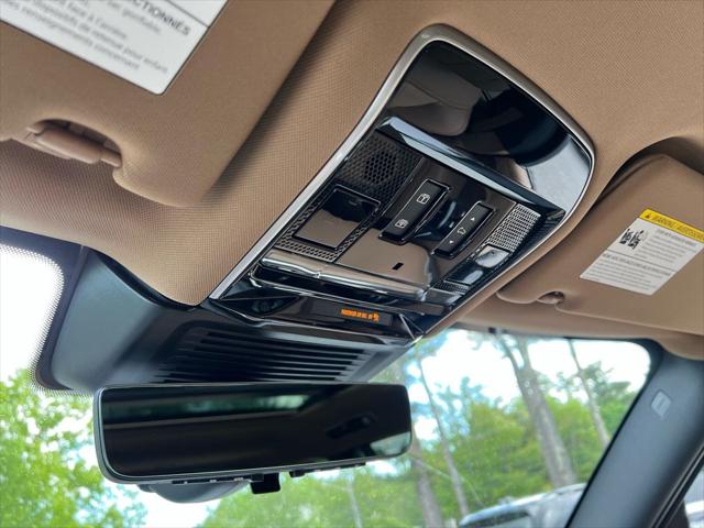 2026 Land Rover Range Rover P530 SE 7 Seat