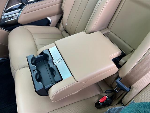 2026 Land Rover Range Rover P530 SE 7 Seat