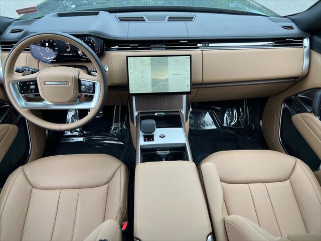 2026 Land Rover Range Rover P530 SE 7 Seat