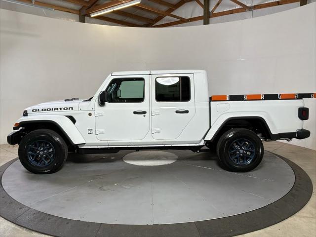 2026 Jeep Gladiator GLADIATOR 85TH ANNIVERSARY EDITION 4X4 2026 Jeep Gladiator GLADIATOR 85TH ANNIVERSARY EDITION 4X4