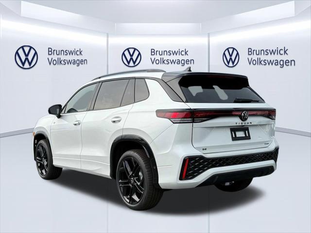 2026 Volkswagen Tiguan SE R-Line Black