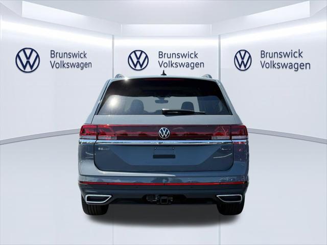 2026 Volkswagen Atlas SE with Technology