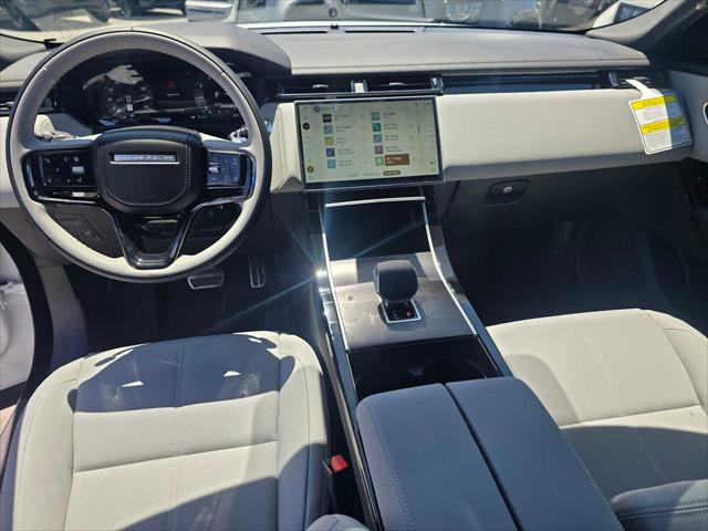 2026 Land Rover Range Rover Velar P250 Dynamic SE