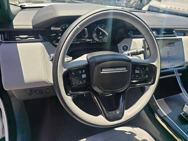 2026 Land Rover Range Rover Velar P250 Dynamic SE