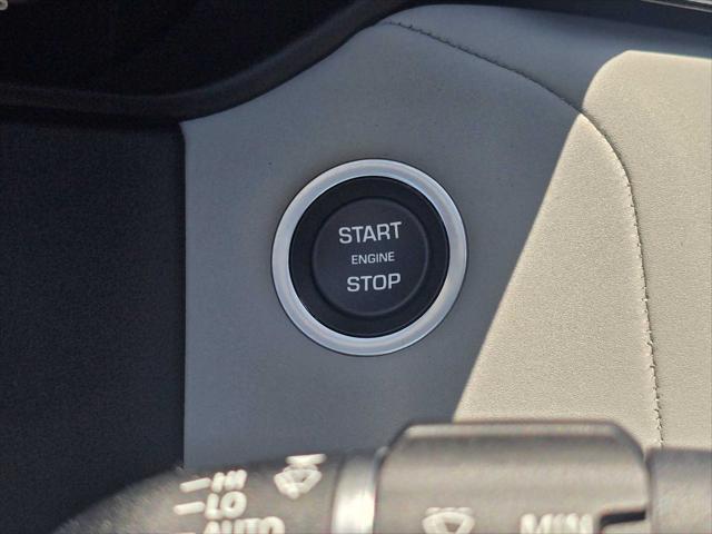 2026 Land Rover Range Rover Velar P250 Dynamic SE