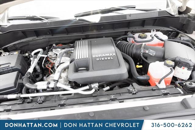 2026 Chevrolet Silverado 1500 4WD Crew Cab Short Bed RST
