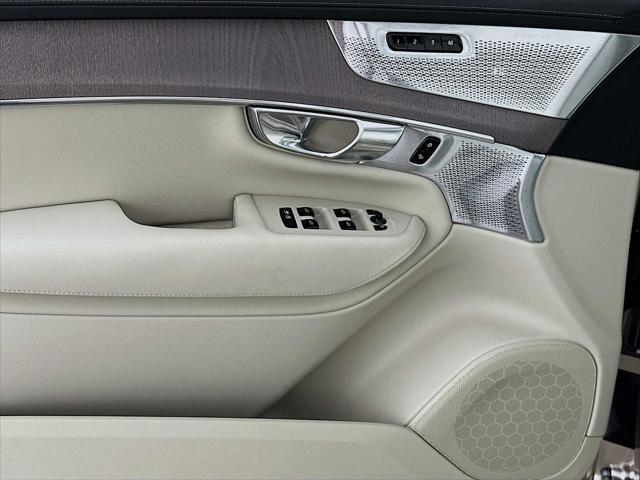 2026 Volvo XC90 Plug-In Hybrid Ultra, T8 AWD, Electric/Gasoline, Bright, 7 Seats