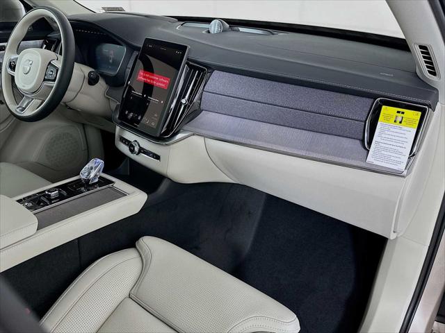 2026 Volvo XC90 Plug-In Hybrid Ultra, T8 AWD, Electric/Gasoline, Bright, 7 Seats
