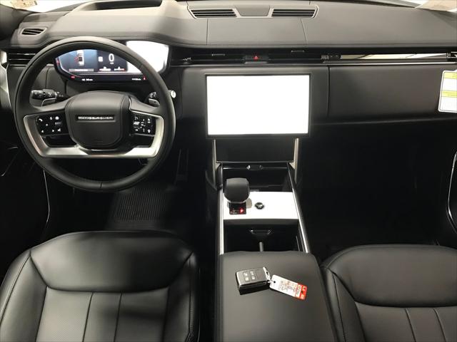 2026 Land Rover Range Rover P530 SE
