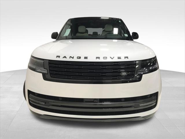 2026 Land Rover Range Rover P400 SE 7 Seat