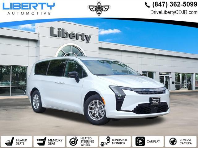 2027 Chrysler Pacifica Select for sale in Libertyville, IL