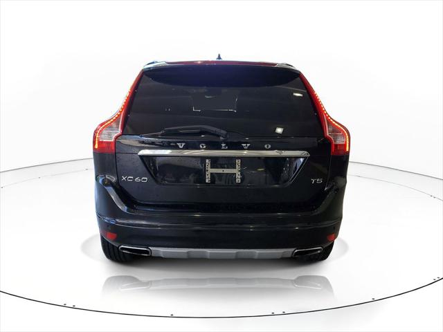 2016 Volvo XC60 T5 Drive-E Premier