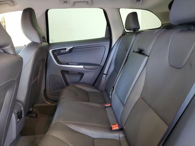 2016 Volvo XC60 T5 Drive-E Premier