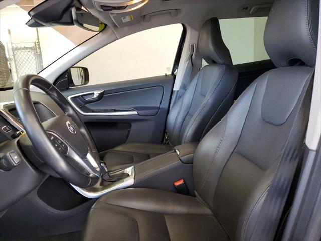 2016 Volvo XC60 T5 Drive-E Premier