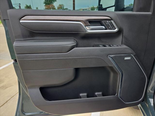 2026 Chevrolet Silverado 3500HD Crew Cab, Long Bed, LTZ Dual Rear Wheel, RWD