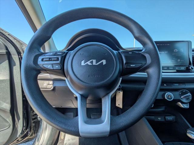 2023 Kia Rio LX