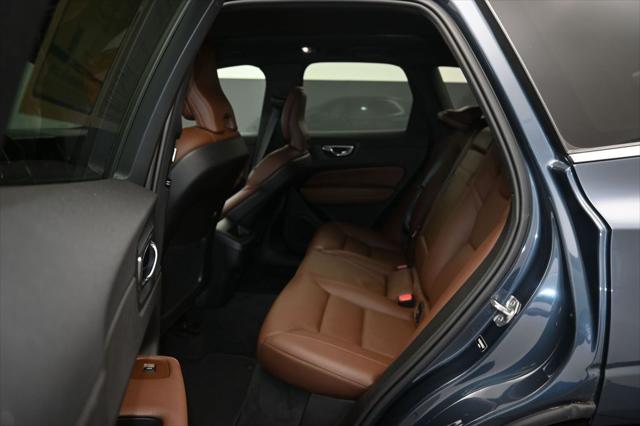 2021 Volvo XC60 T5 Momentum