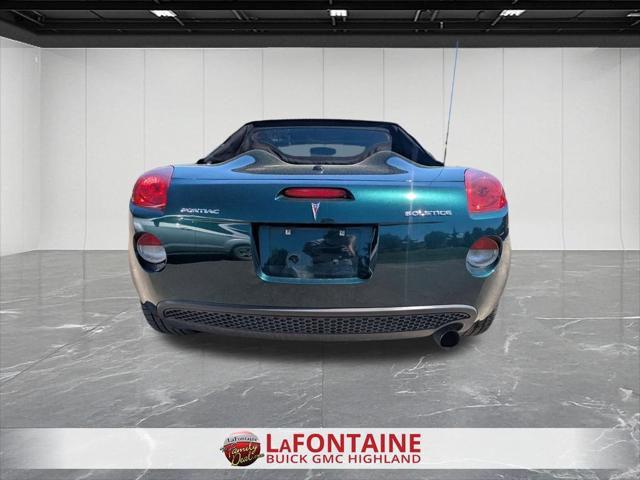 2006 Pontiac Solstice Base
