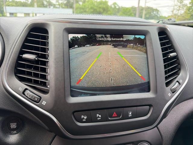 2023 Jeep Cherokee Altitude Lux 4x4