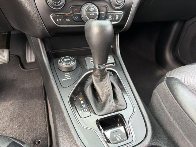 2023 Jeep Cherokee Altitude Lux 4x4
