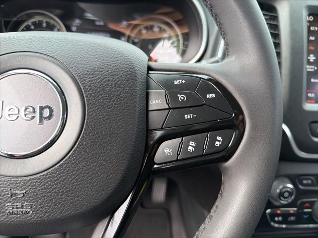 2023 Jeep Cherokee Altitude Lux 4x4