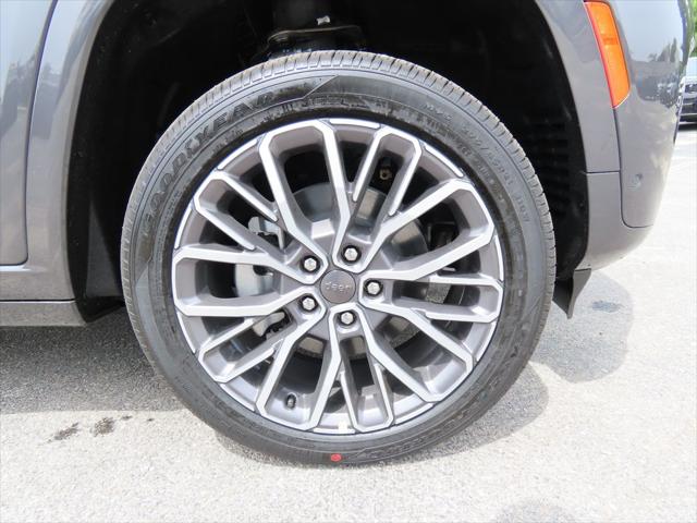 2026 Jeep Grand Cherokee L Summit 4x4
