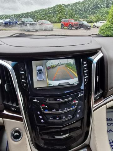 2016 Cadillac Escalade Luxury Collection
