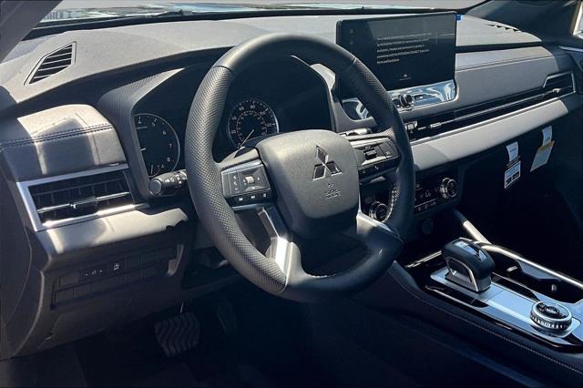 2026 Mitsubishi Outlander LE 1.5T S-AWC