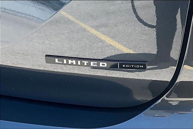 2026 Mitsubishi Outlander LE 1.5T S-AWC