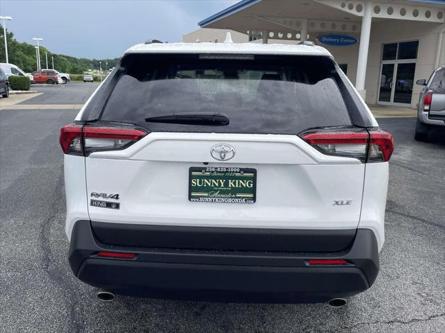 2024 Toyota RAV4 XLE