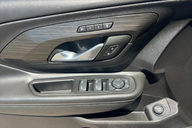 2024 GMC Terrain AWD SLT