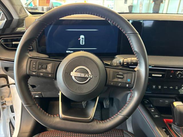 2025 Nissan Kicks SR FWD