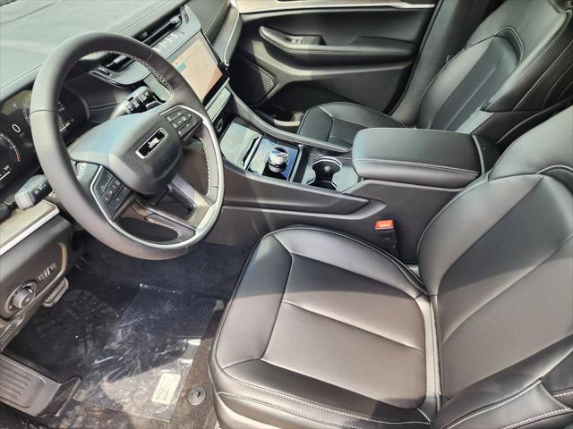 2026 Jeep Grand Cherokee Limited 4x2