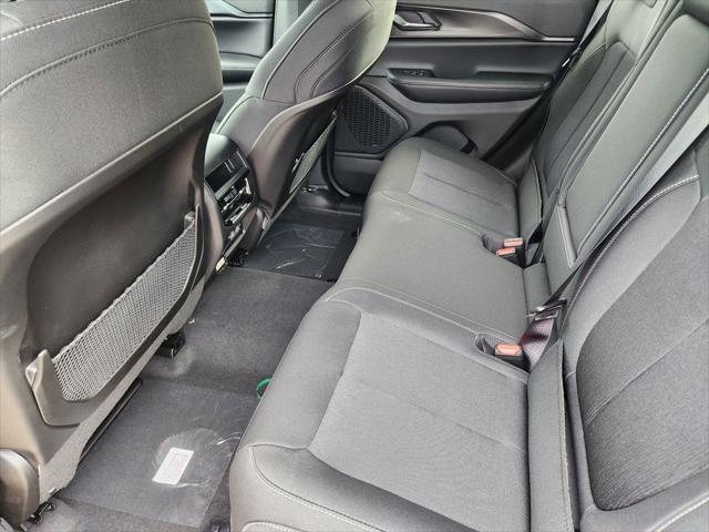 2026 Jeep Grand Cherokee Altitude 4x2