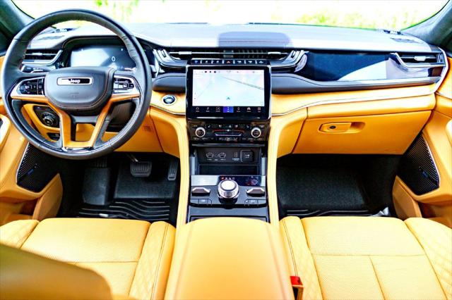 2023 Jeep Grand Cherokee Summit Reserve