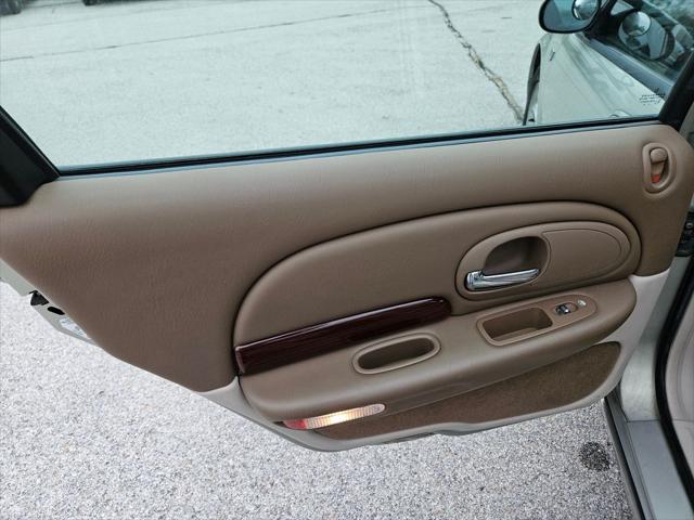 2000 Chrysler 300M Base